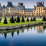 The King Duplex In The Enter Of Fontainebleau
